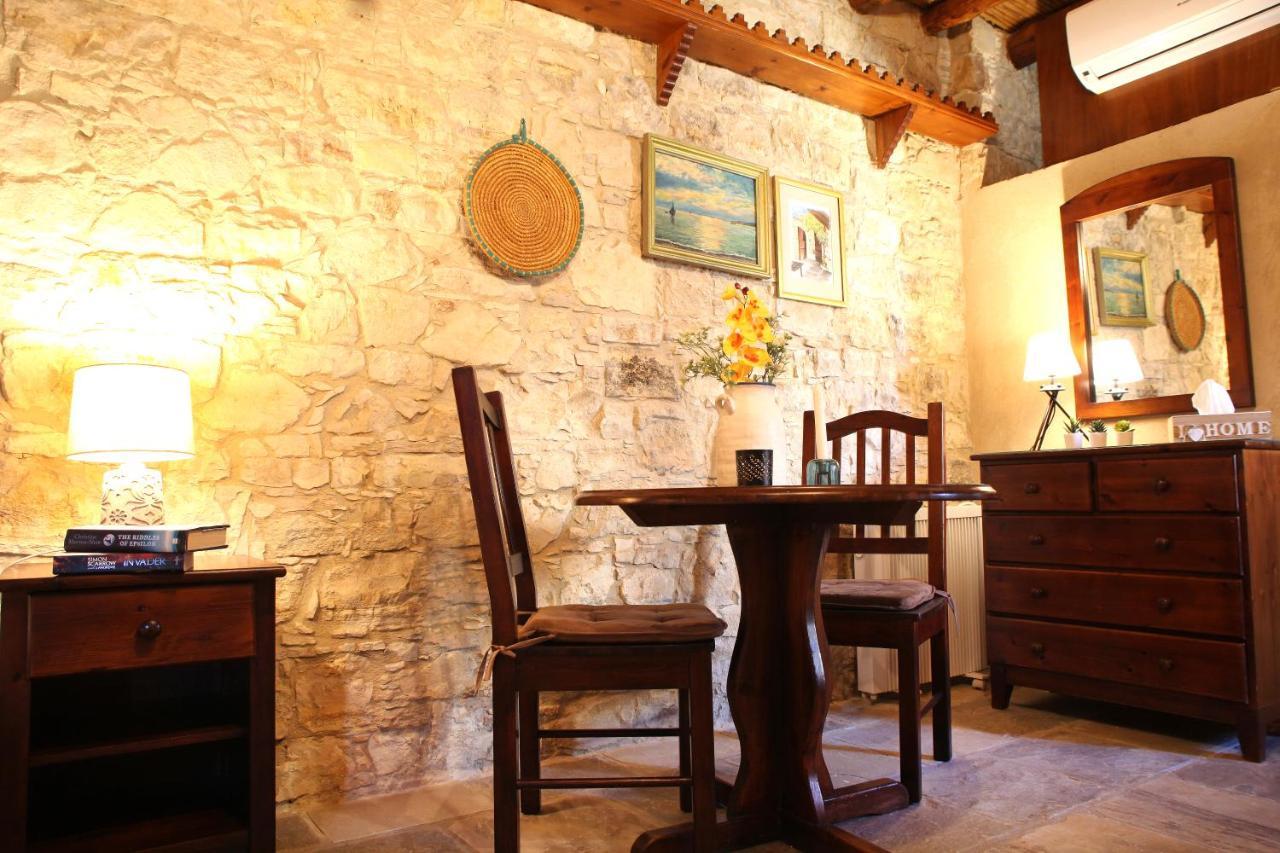 Hotel Agrovino Lofou Esterno foto