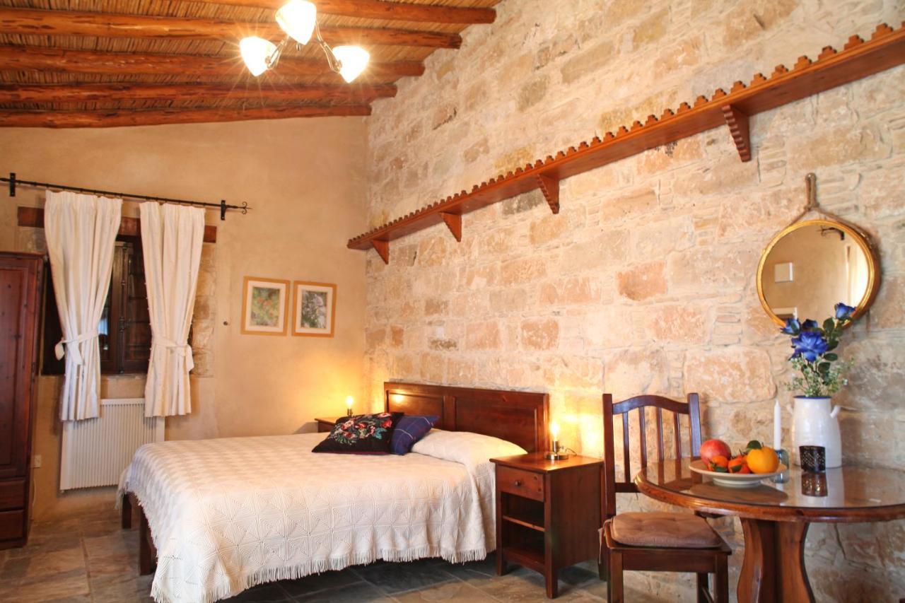 Hotel Agrovino Lofou Esterno foto