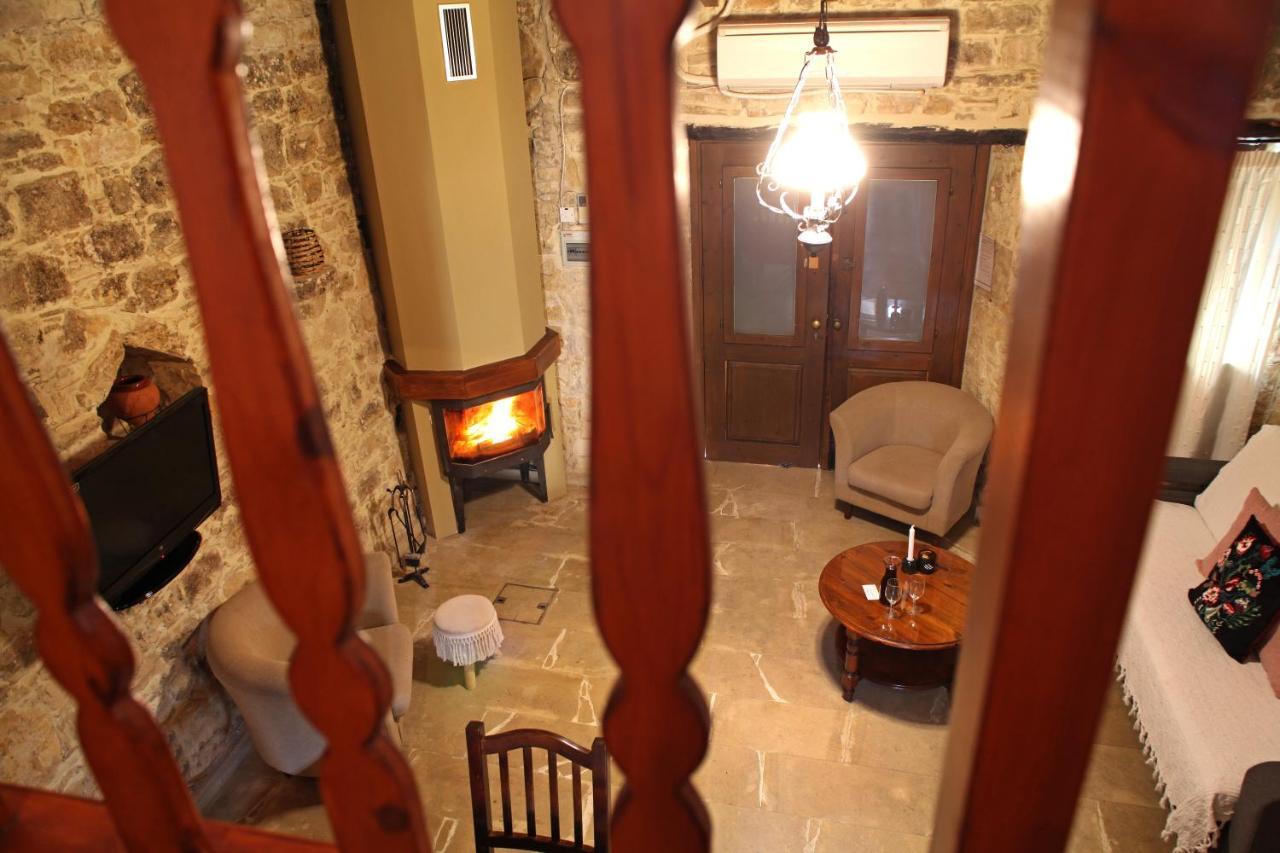 Hotel Agrovino Lofou Esterno foto